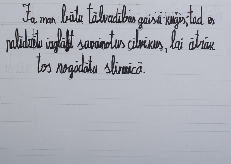 Bērnu zīmēts bezpilota gaisa kuģis