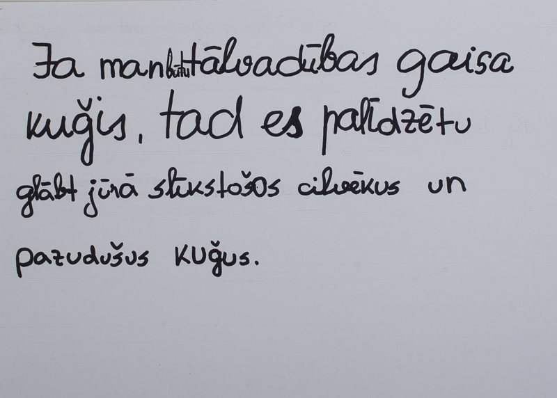 Bērnu zīmēts bezpilota gaisa kuģis