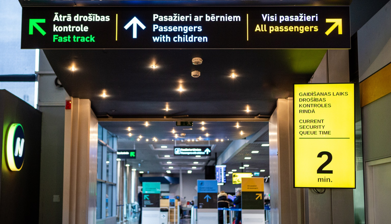 Ģimenēm ar bērniem nodrošinās ērtākas drošības pārbaudes lidostā