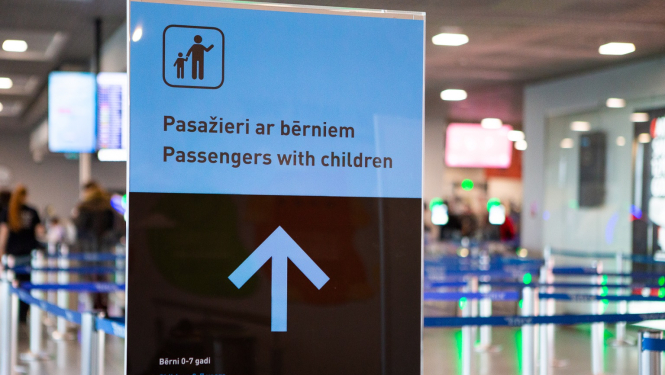 Ģimenēm ar bērniem nodrošinās ērtākas drošības pārbaudes lidostā